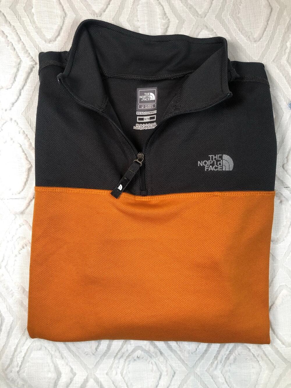 The North Face men’s quarter zip orange and gray medium